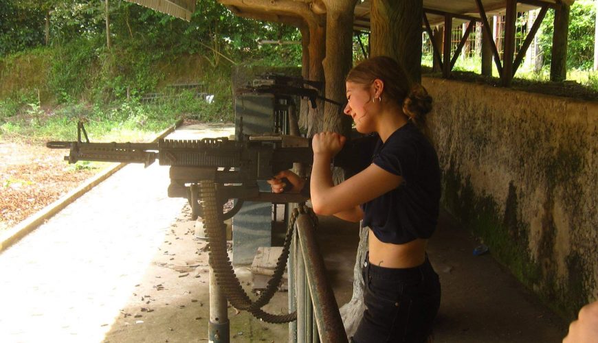 hatvacation-tour-cu-chi-tunnels-gun-shooting.jpg