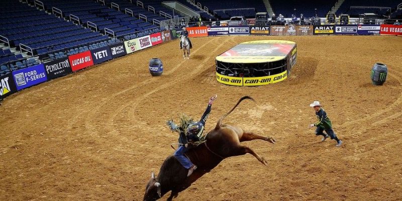 The PBR Unleash The Beast Gwinnett Invitational bullfight at the Infinite Energy Center in Duluth Georgia 800x400 - How the Covid-19 pandemic change the world