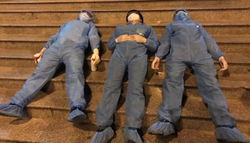 When too tired, they had to sleep temporarily on the stairs